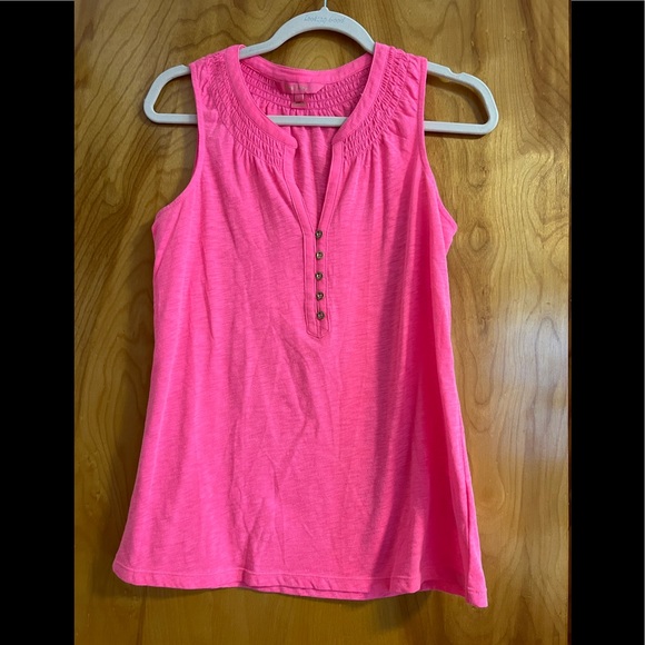 Lilly Pulitzer Tops - Lily Pulitzer sleeveless top